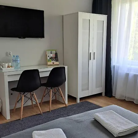 Bed & Breakfast Klonowa