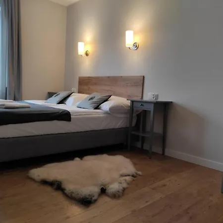 Klonowa Bed & Breakfast