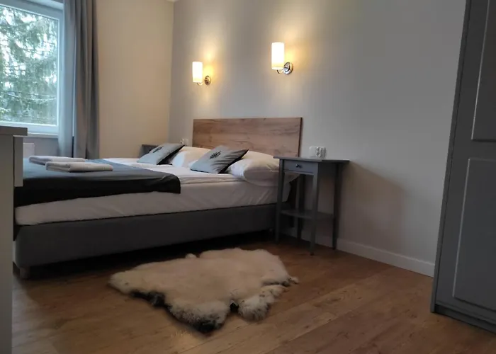 Klonowa Bed & Breakfast